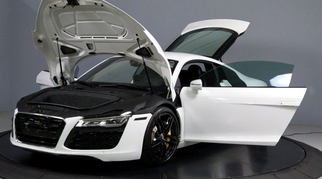 Photo 9 VIN: WUAAUAFG4EN000471 - AUDI R8 