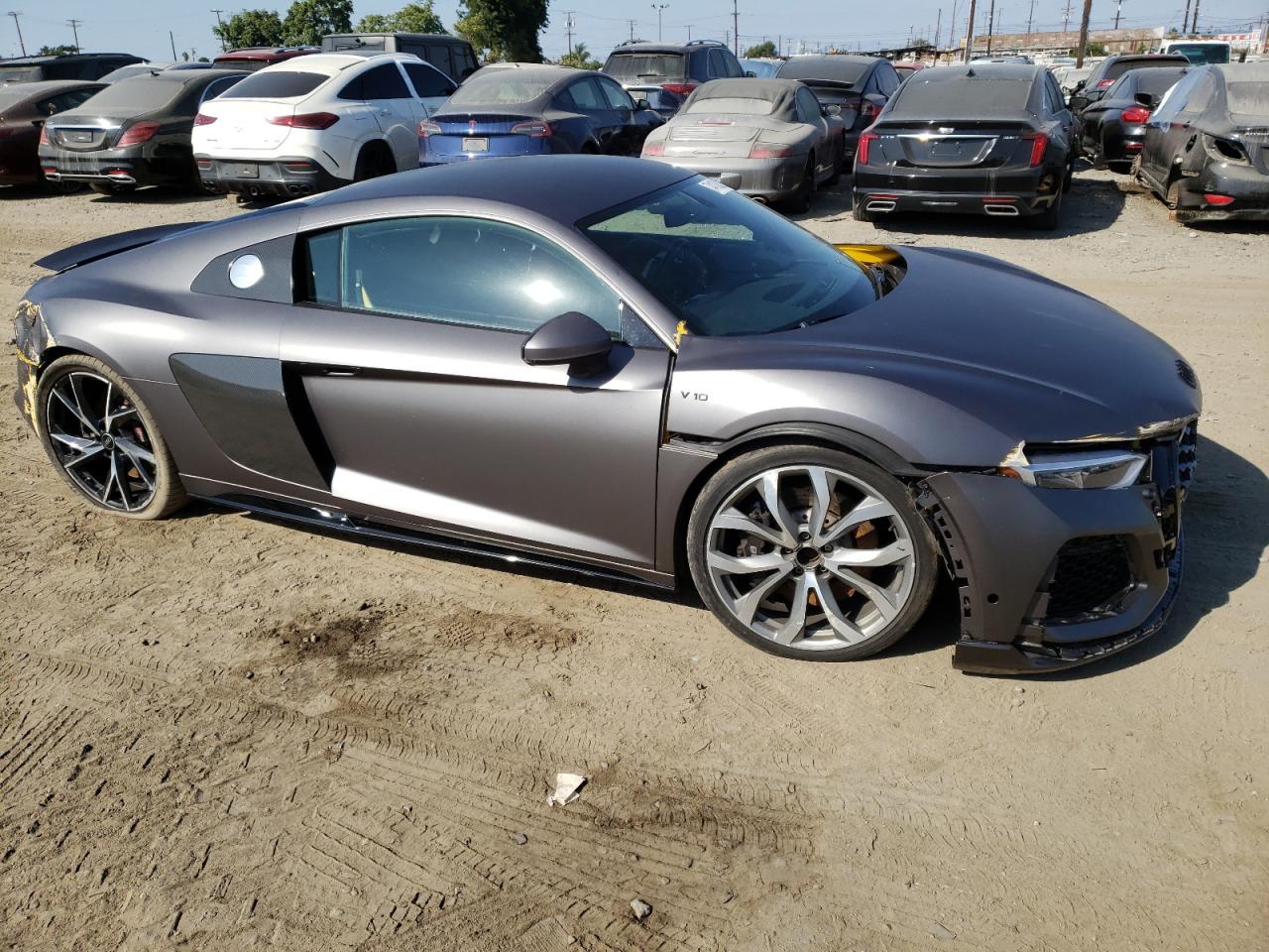 Photo 4 VIN: WUABAAFX0M7900798 - AUDI R8 