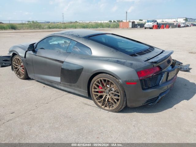 Photo 2 VIN: WUABAAFXXJ7902277 - AUDI R8 