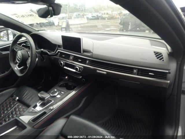 Photo 4 VIN: WUABWCF59KA902657 - AUDI RS 5 