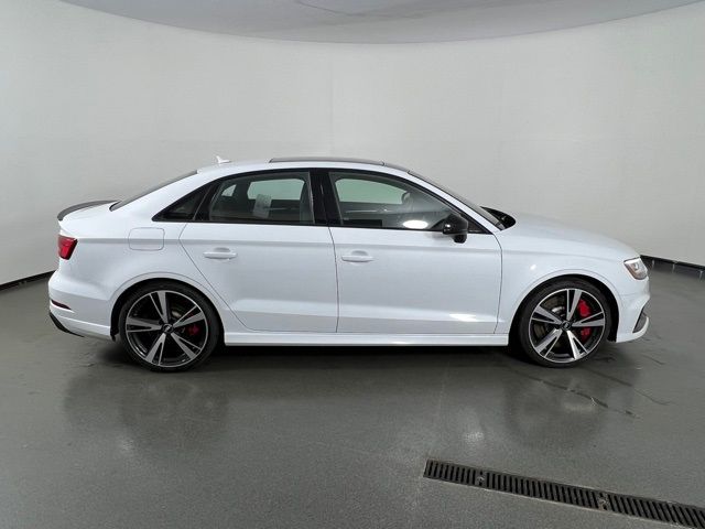 Photo 6 VIN: WUABWGFF2J1900280 - AUDI RS 3 