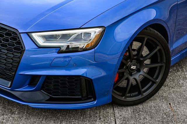 Photo 2 VIN: WUABWGFF2KA906520 - AUDI RS 3 