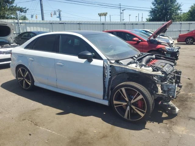 Photo 3 VIN: WUABWGFF3J1900093 - AUDI RS3 