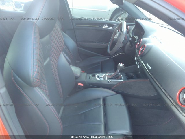 Photo 4 VIN: WUABWHFF1J1902740 - AUDI RS 3 