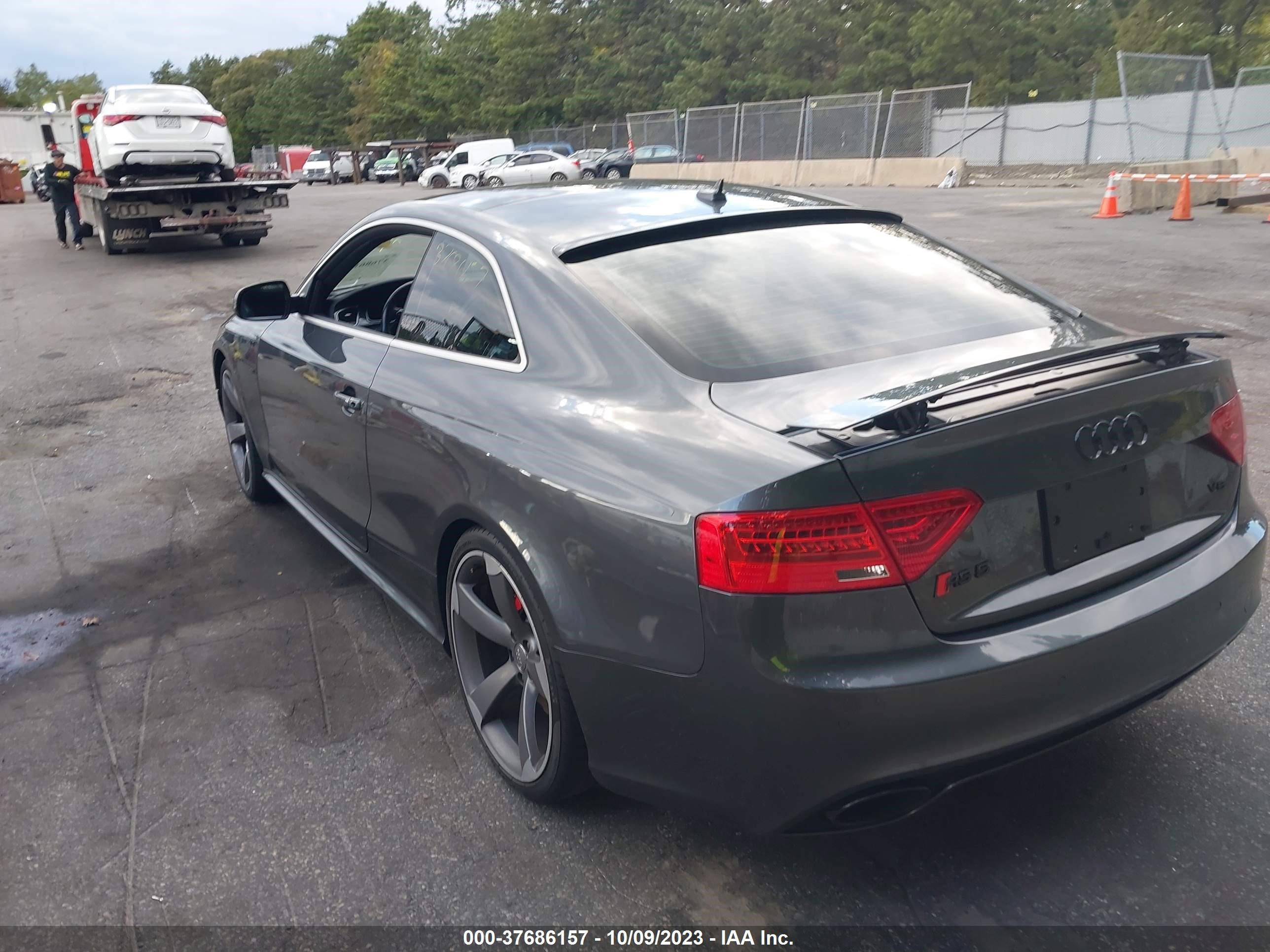 Photo 2 VIN: WUAC6AFR9FA901235 - AUDI RS5 