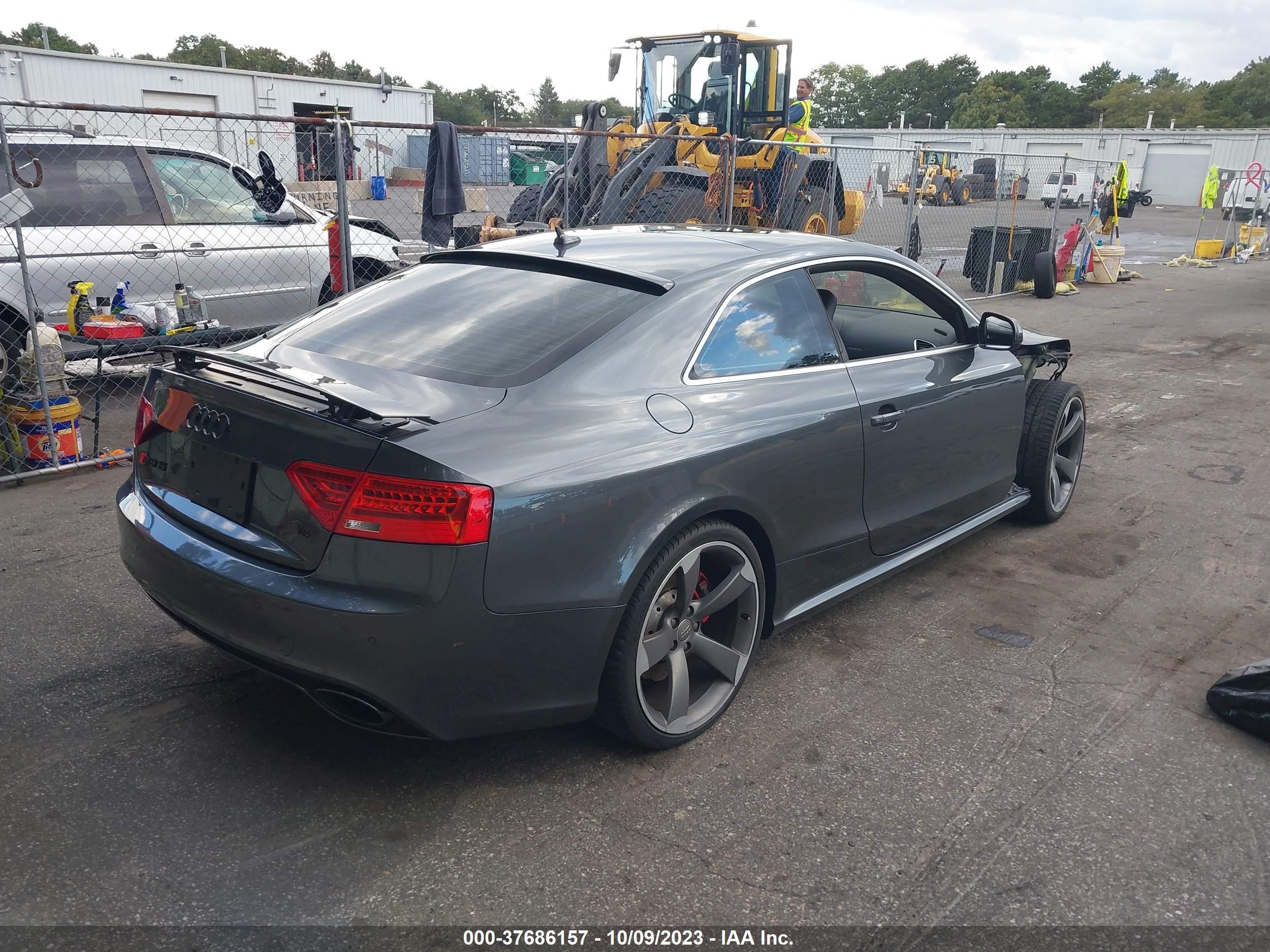 Photo 3 VIN: WUAC6AFR9FA901235 - AUDI RS5 