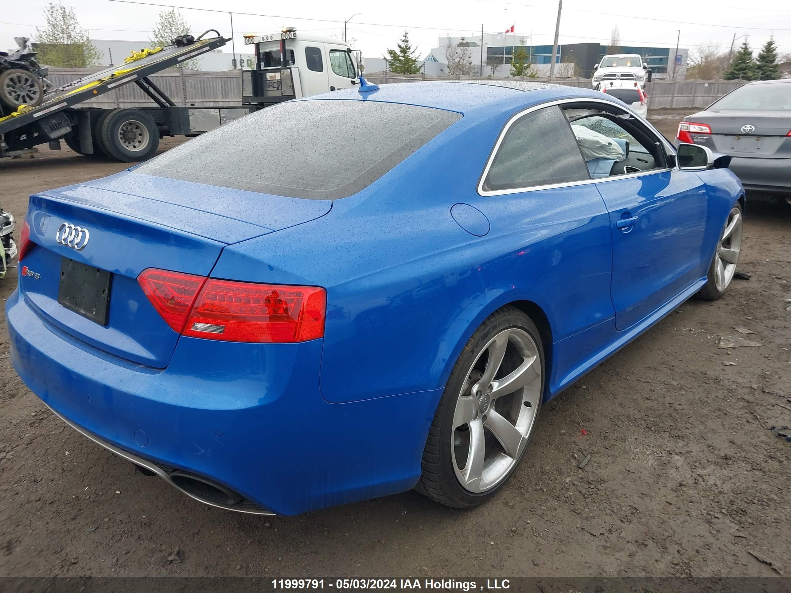 Photo 3 VIN: WUAC6BFR7EA900136 - AUDI RS5 