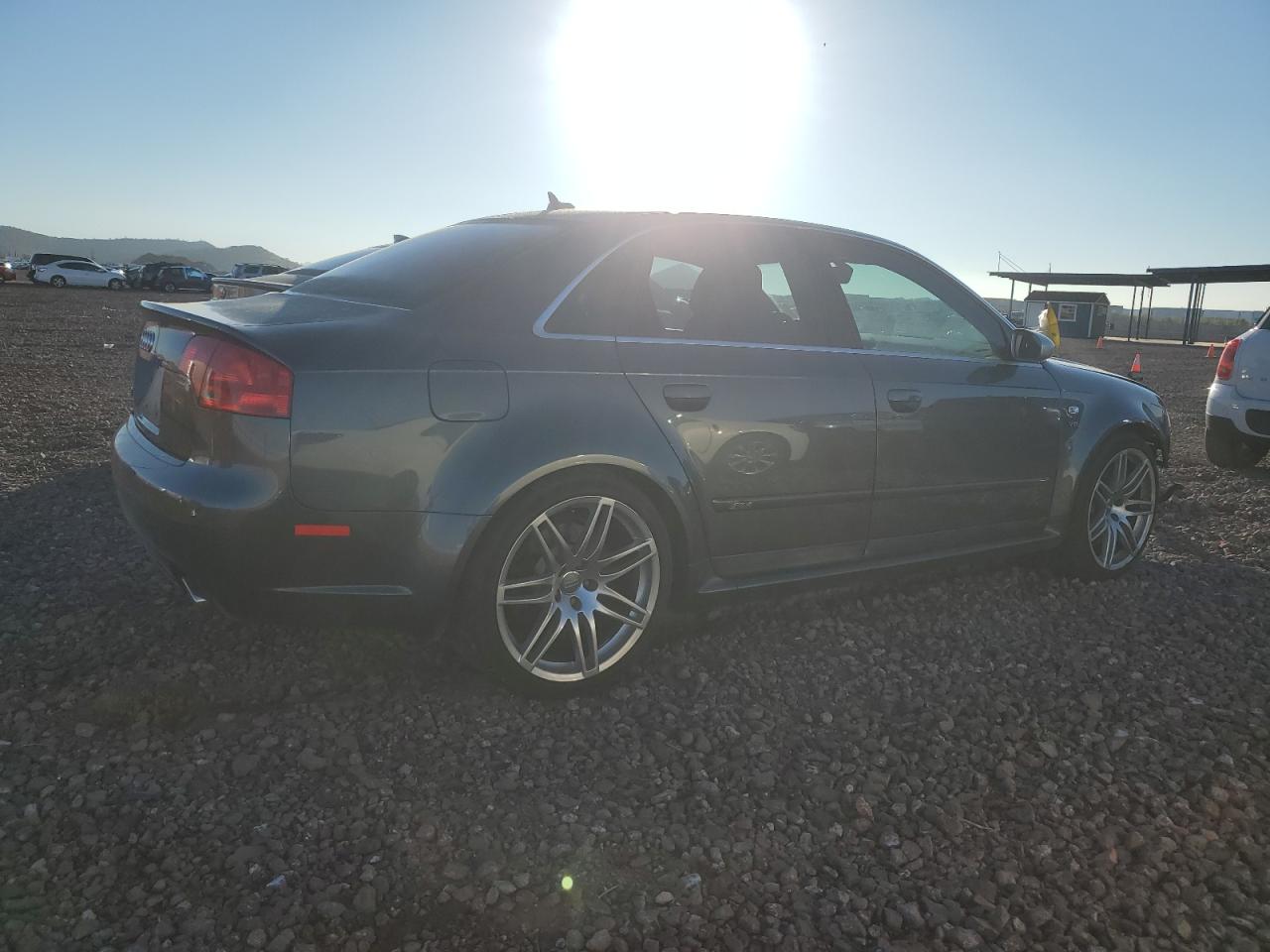 Photo 2 VIN: WUADU78E88N902461 - AUDI RS4 