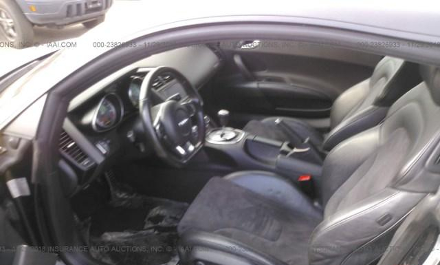 Photo 4 VIN: WUADUAFGXCN000811 - AUDI R8 