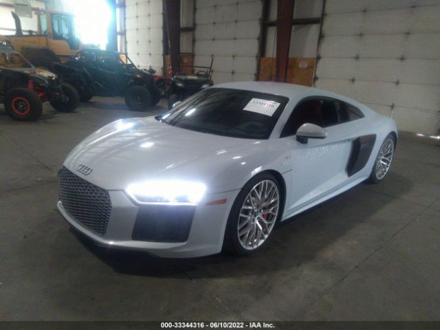 Photo 1 VIN: WUAEAAFX7H7903183 - AUDI R8 