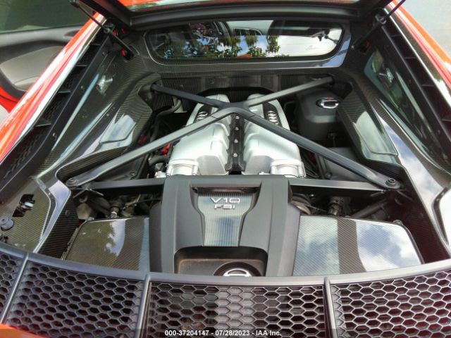 Photo 9 VIN: WUAEAAFXXH7905106 - AUDI R8 