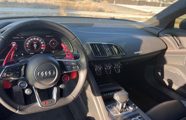 Photo 8 VIN: WUAEEAFX2L7900088 - AUDI R8 