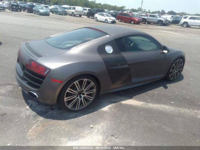 Photo 3 VIN: WUAENAFG4CN000627 - AUDI R8 