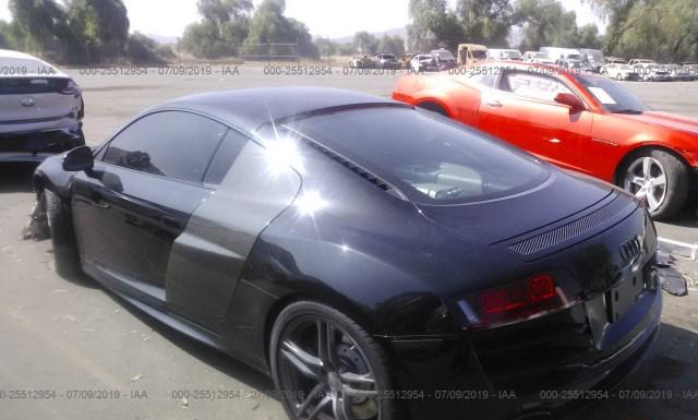 Photo 2 VIN: WUAENAFG9CN000199 - AUDI R8 