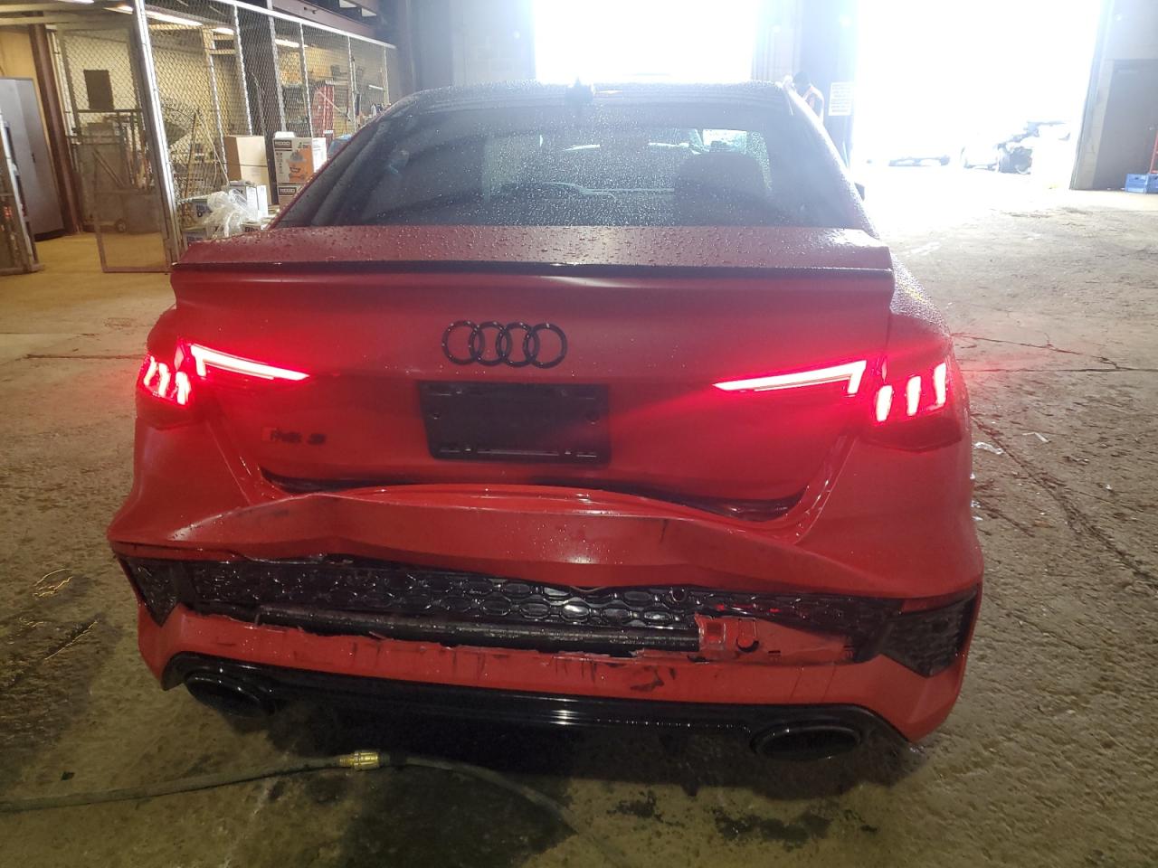 Photo 5 VIN: WUAG4DGY1PA905392 - AUDI RS3 