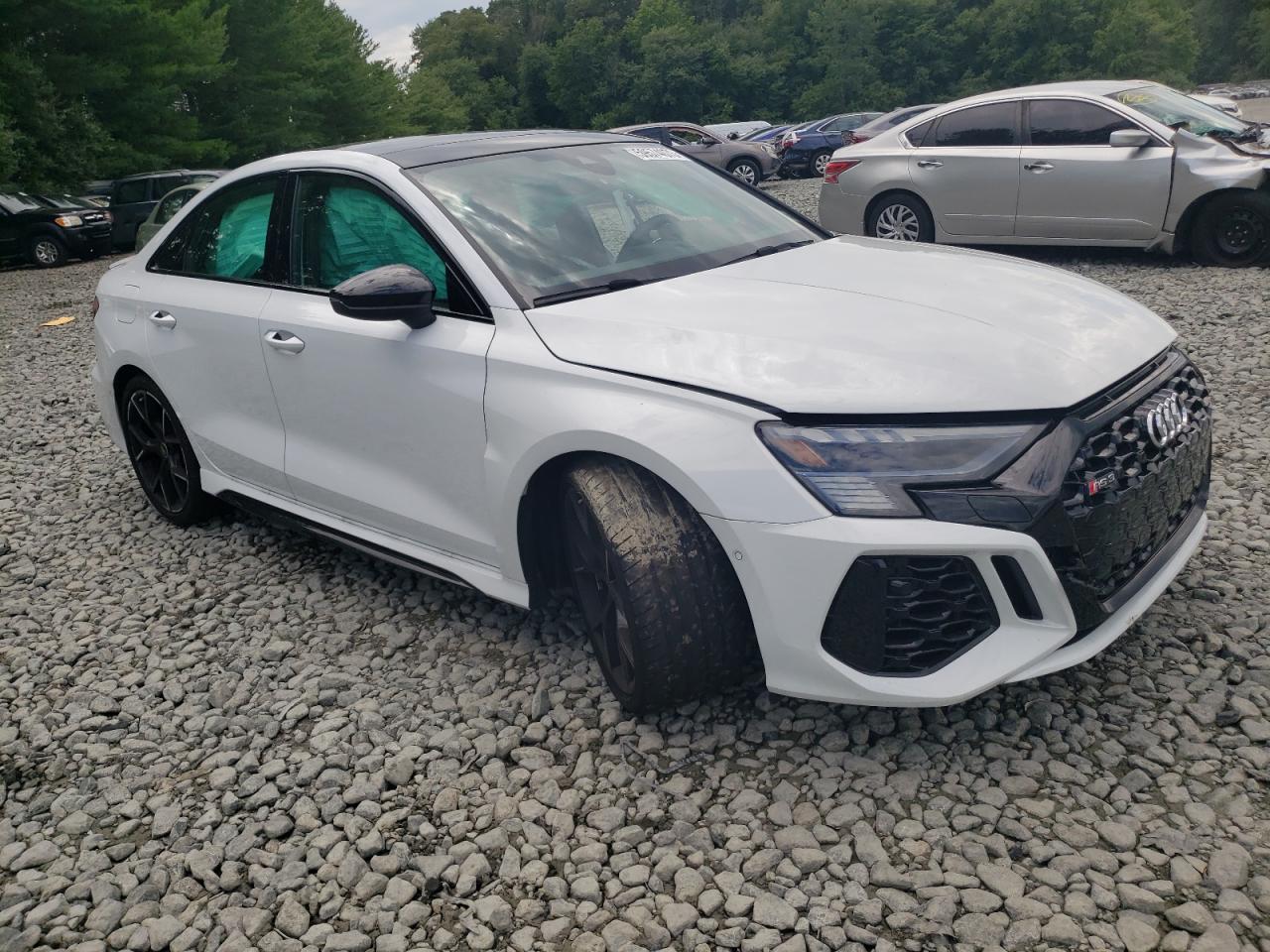 Photo 3 VIN: WUAG4DGY5PA900714 - AUDI RS3 