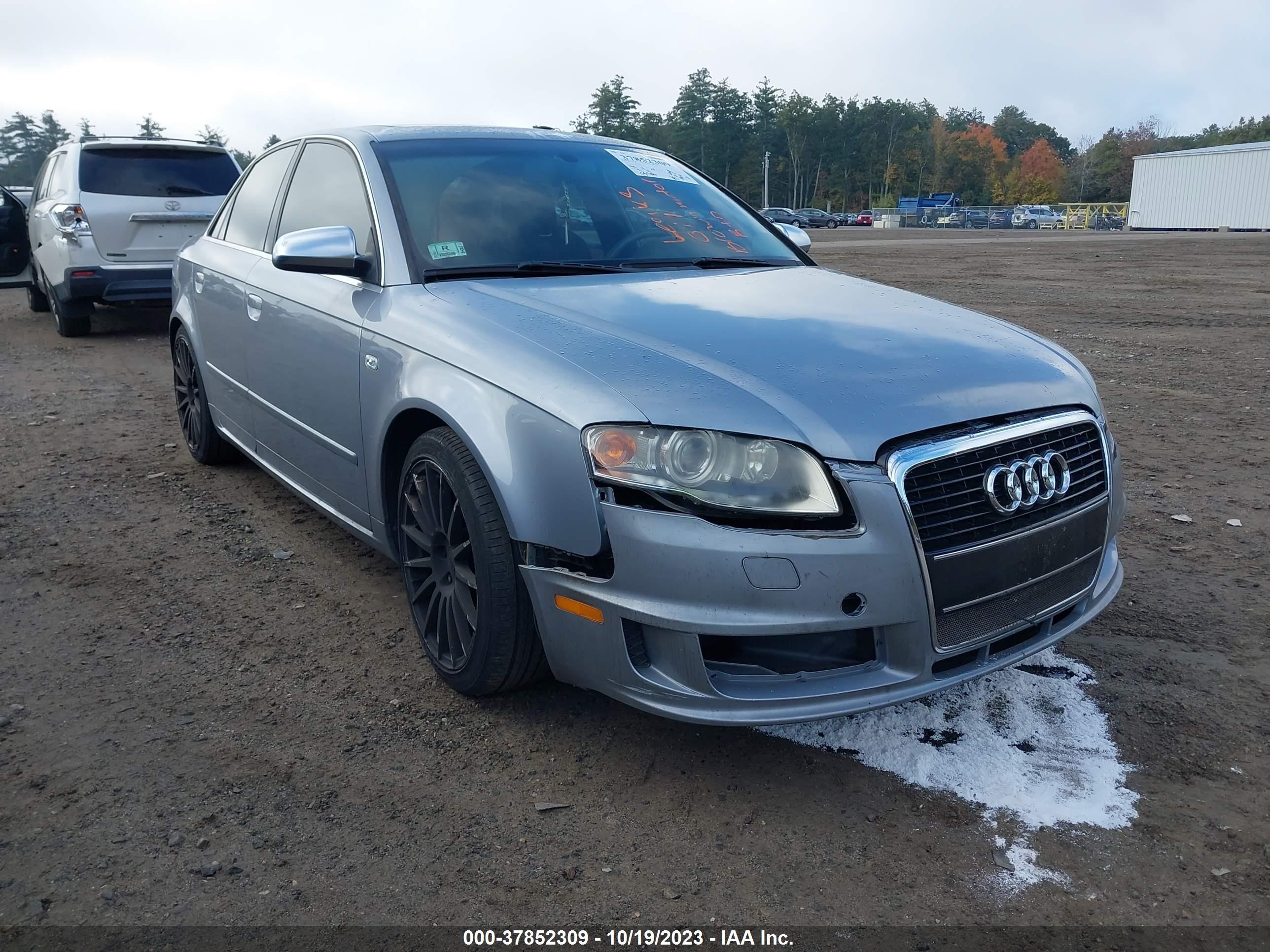 Photo 5 VIN: WUAGL78E86A700126 - AUDI S4 