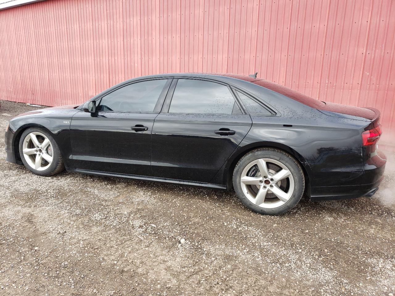 Photo 1 VIN: WUAJ5AFD4HN900519 - AUDI S8 