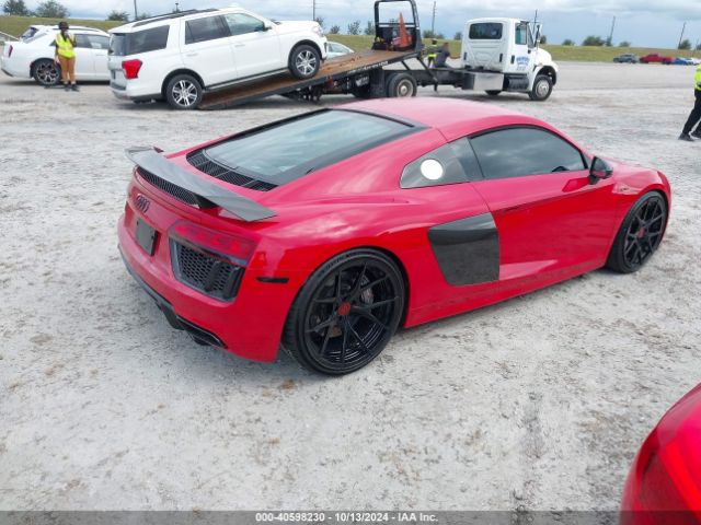 Photo 3 VIN: WUAKBAFX2J7902027 - AUDI R8 