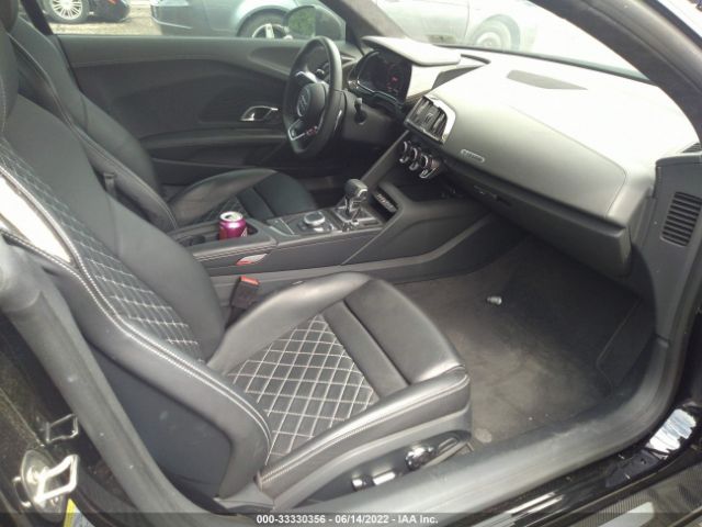 Photo 4 VIN: WUAKBAFX6J7902158 - AUDI R8 COUPE 