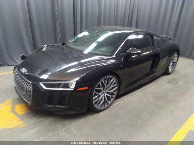 Photo 1 VIN: WUAKBAFX7H7902017 - AUDI R8 