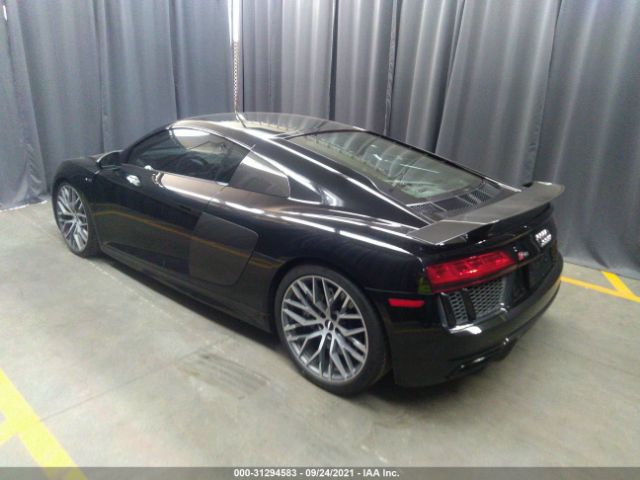 Photo 2 VIN: WUAKBAFX7H7902017 - AUDI R8 