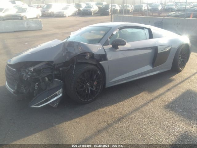 Photo 1 VIN: WUAKBAFX7H7903300 - AUDI R8 