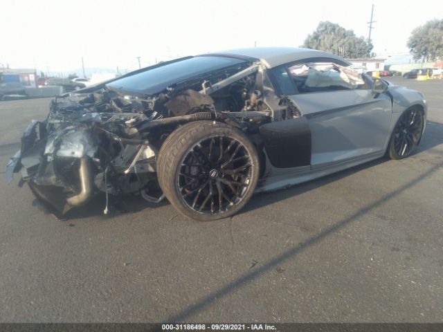 Photo 3 VIN: WUAKBAFX7H7903300 - AUDI R8 