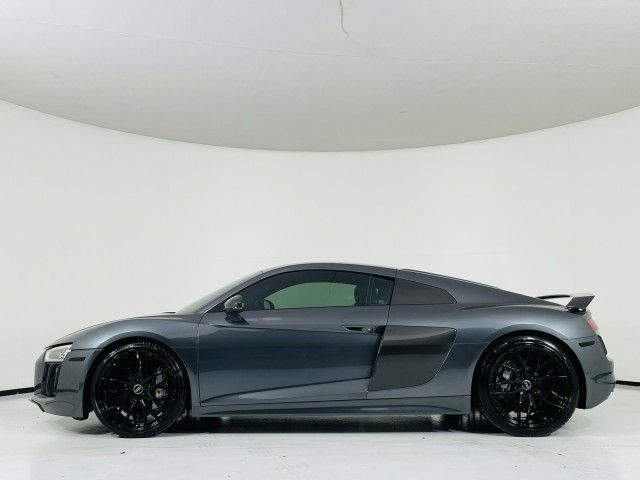 Photo 5 VIN: WUAKBAFXXH7902626 - AUDI R8 