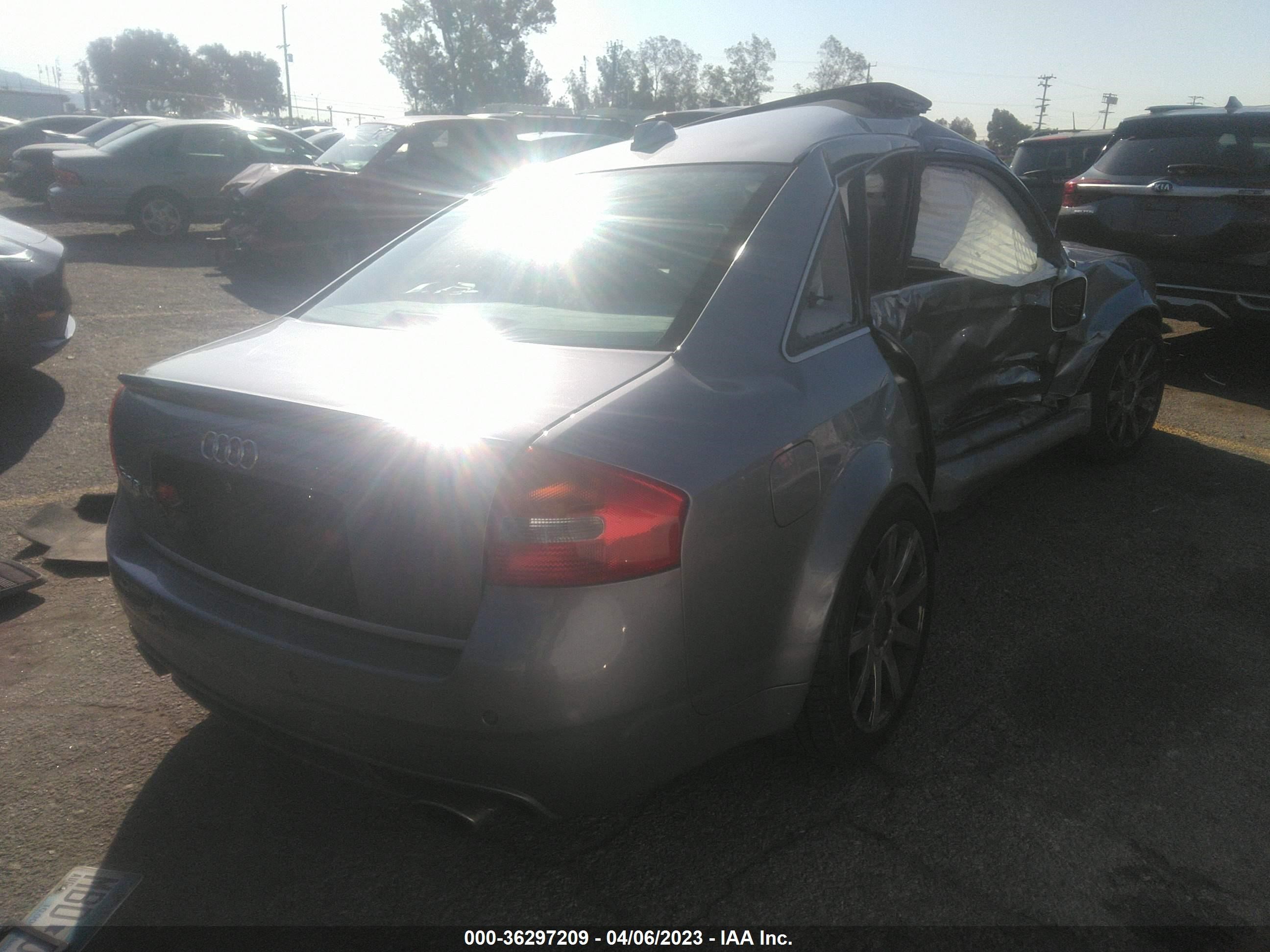 Photo 3 VIN: WUAPV64B23N904683 - AUDI RS6 