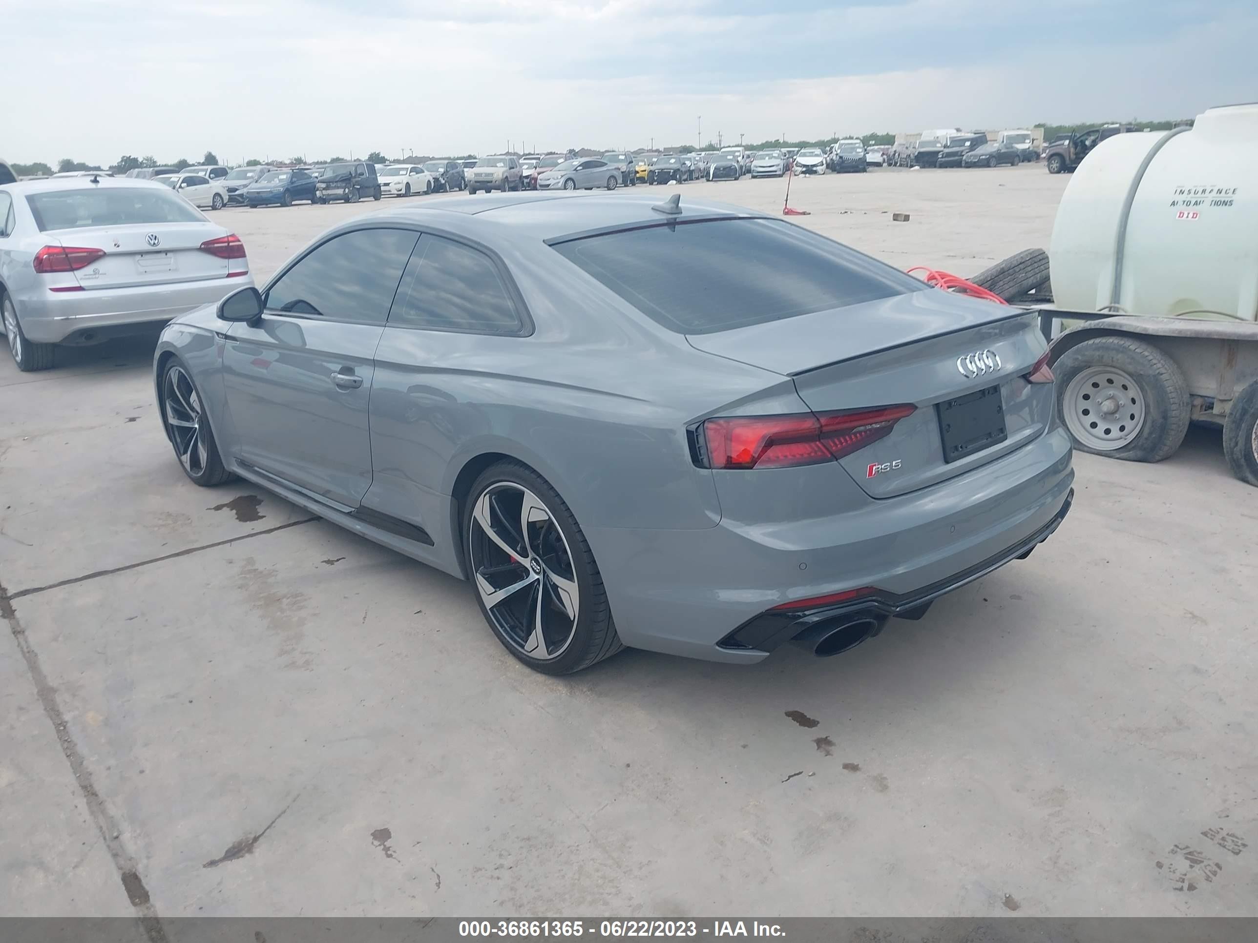 Photo 2 VIN: WUAPWAF51JA904105 - AUDI RS5 