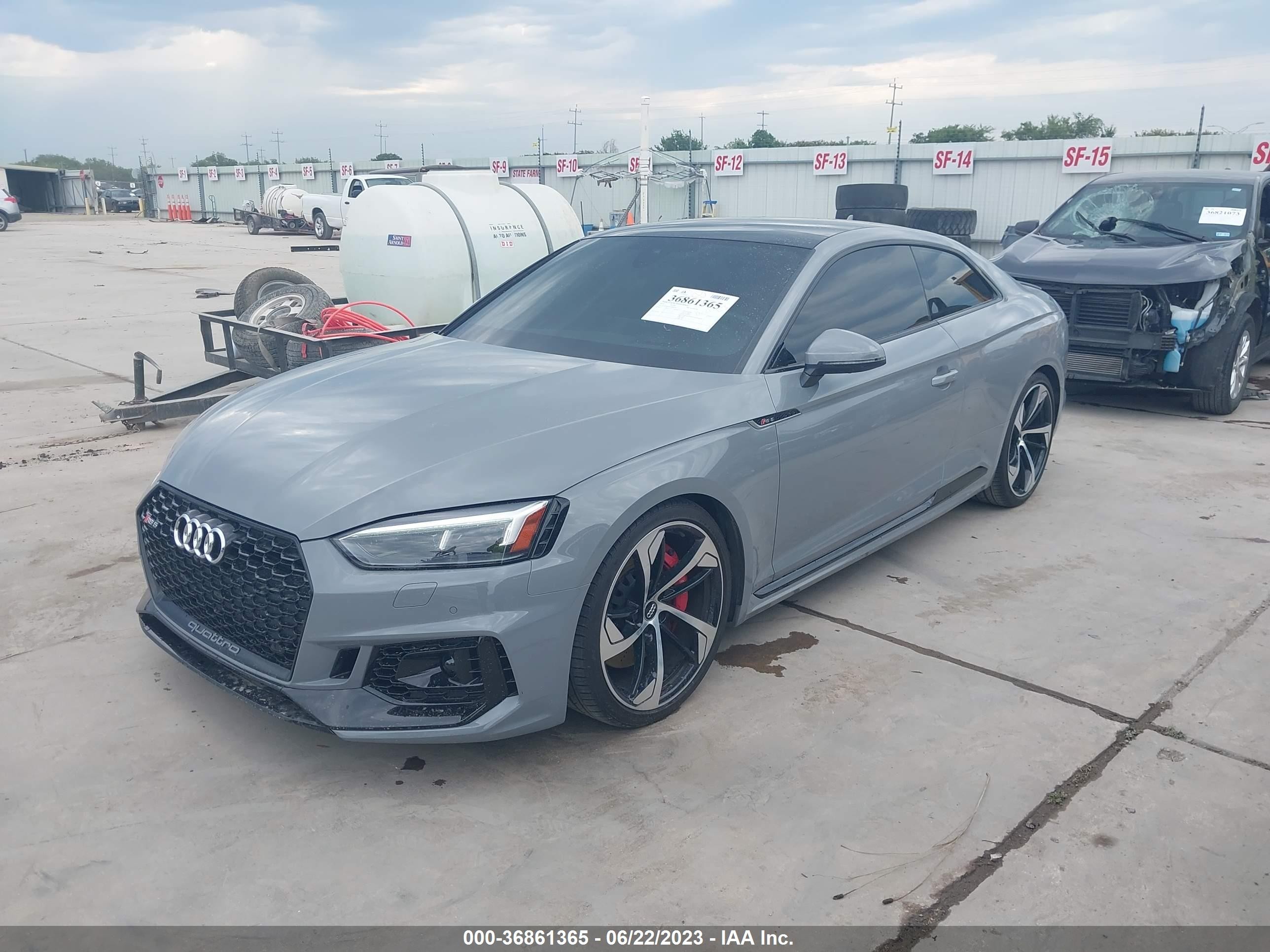 Photo 5 VIN: WUAPWAF51JA904105 - AUDI RS5 