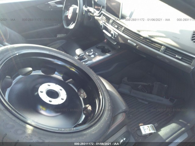 Photo 4 VIN: WUAPWAF52JA904467 - AUDI RS 5 COUPE 