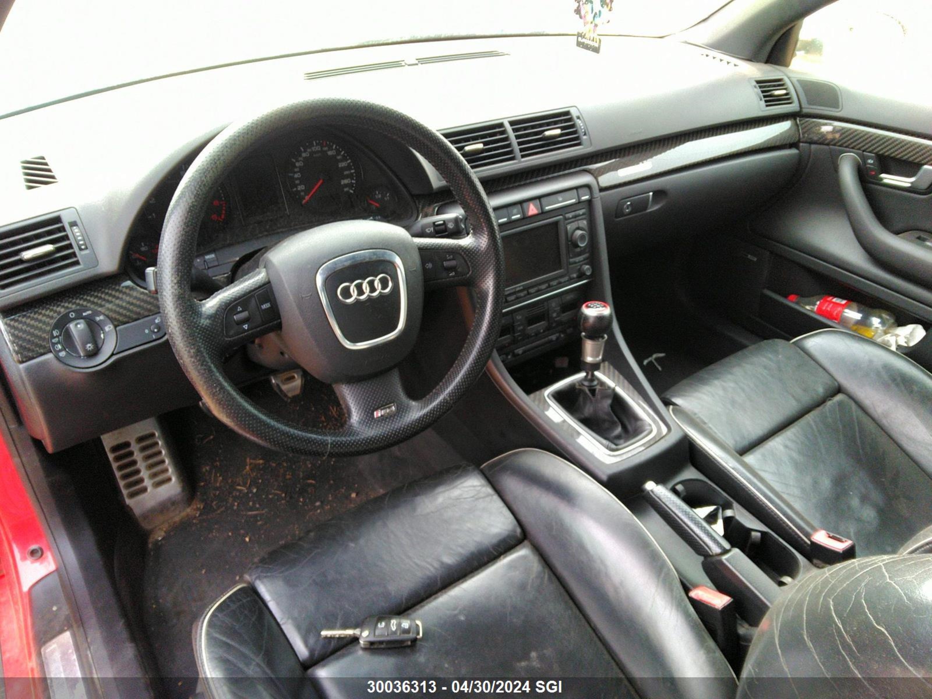 Photo 4 VIN: WUARU78E57N904494 - AUDI RS4 