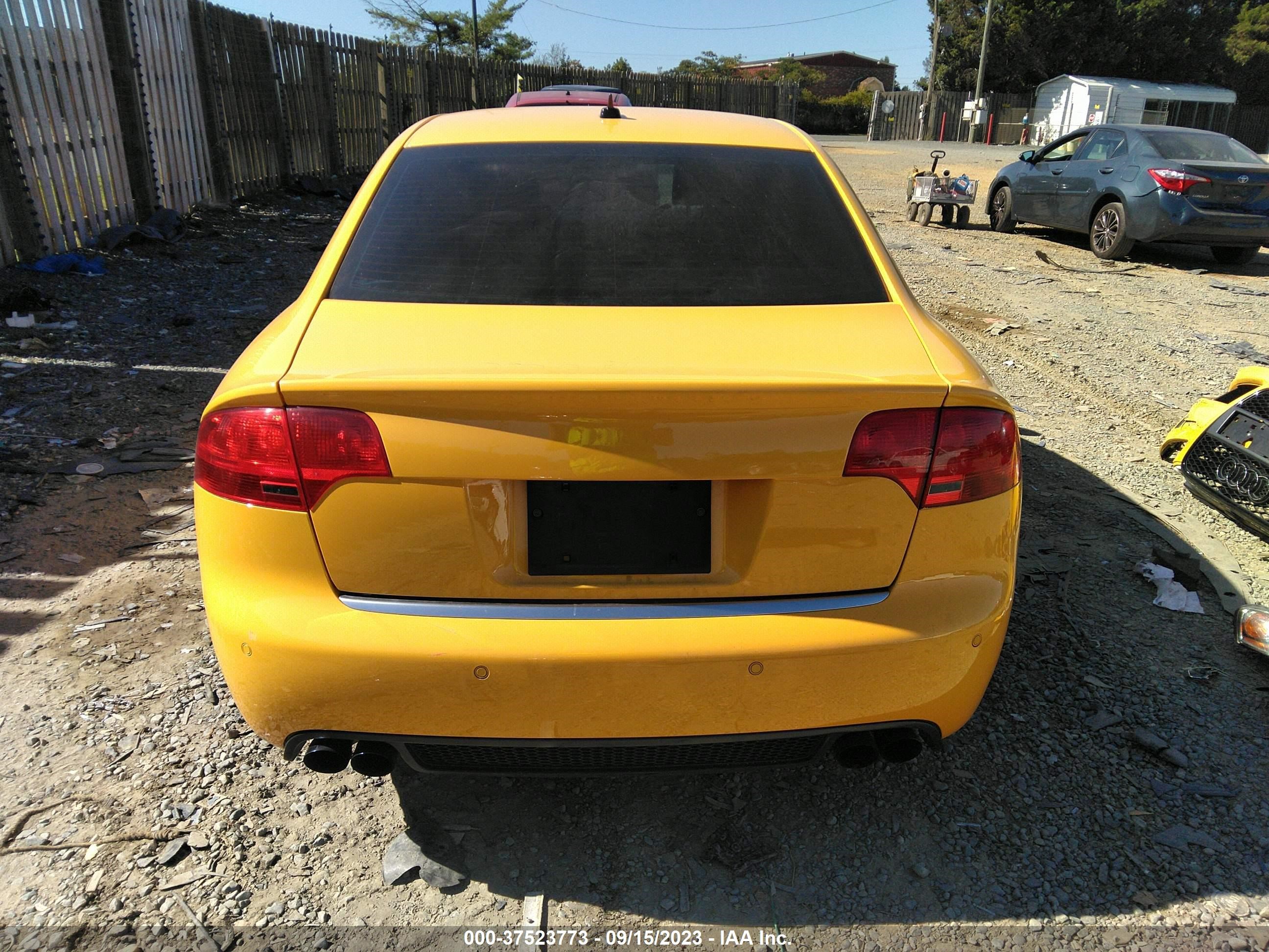 Photo 16 VIN: WUARU78E77N900818 - AUDI RS4 