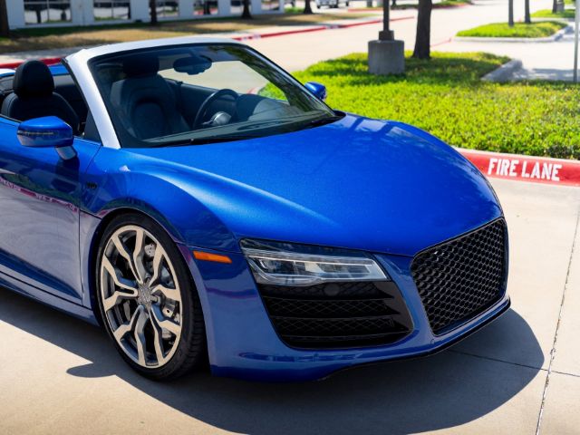 Photo 4 VIN: WUASNAFG9EN001844 - AUDI R8 