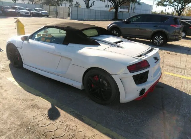 Photo 2 VIN: WUASUAFG2F7001516 - AUDI R8 