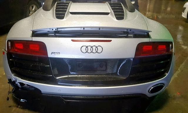 Photo 8 VIN: WUATNAFG5BN001386 - AUDI R8 