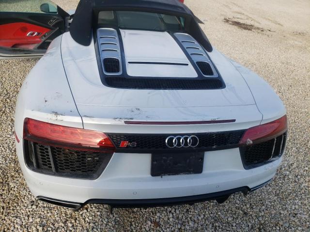 Photo 6 VIN: WUAVACFX7H7904720 - AUDI R8 SPYDER 