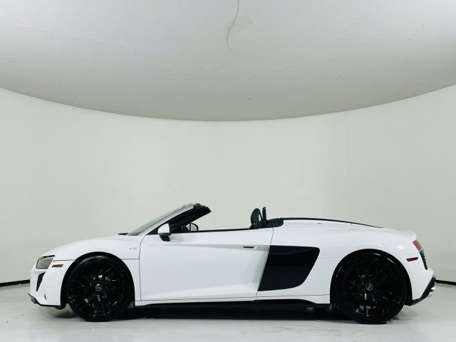 Photo 5 VIN: WUAVECFX4L7901058 - AUDI R8 SPYDER 