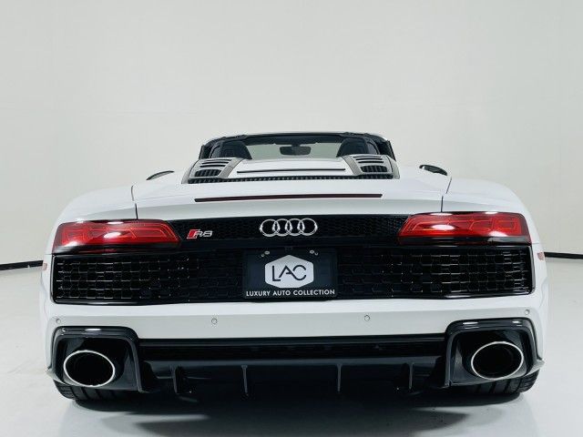 Photo 4 VIN: WUAVECFX4L7901058 - AUDI R8 SPYDER 