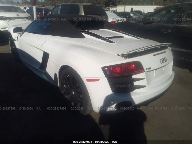 Photo 2 VIN: WUAVNAFG6CN000290 - AUDI R8 