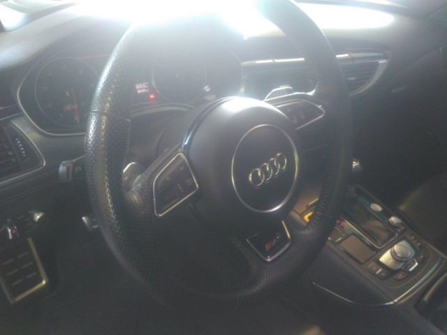 Photo 7 VIN: WUAW2BFC7FN900359 - AUDI RS 7 