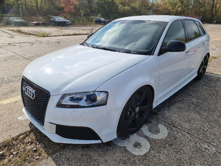 Photo 1 VIN: WUAZZZ8P1C1902922 - AUDI RS 3 SPORTBACK 