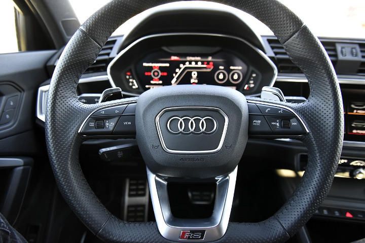 Photo 8 VIN: WUAZZZF36M1903890 - AUDI Q3 RS Q3 SPORTBACK 