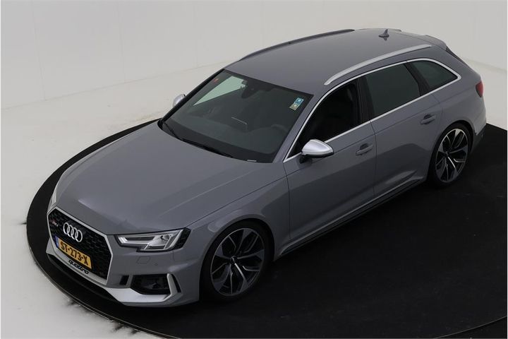 Photo 1 VIN: WUAZZZF47JA902106 - AUDI RS4 AVANT 