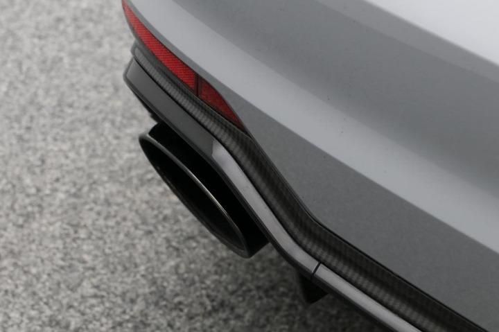 Photo 35 VIN: WUAZZZF54JA901083 - AUDI RS 5 COUPE 