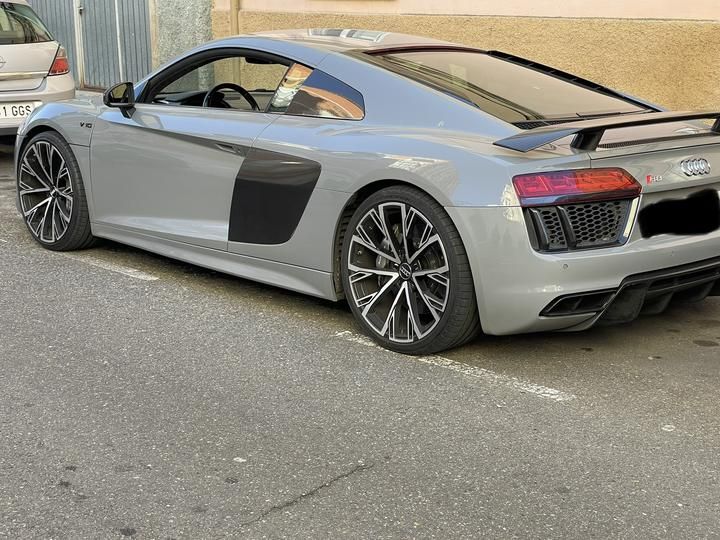 Photo 2 VIN: WUAZZZFX3G7900837 - AUDI R8 