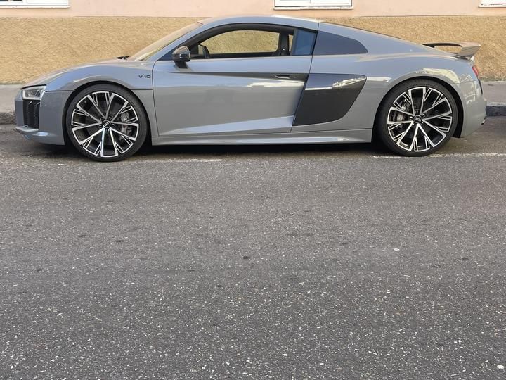 Photo 9 VIN: WUAZZZFX3G7900837 - AUDI R8 