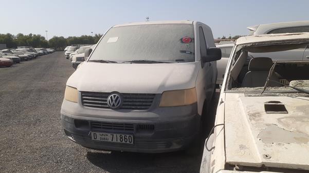 Photo 3 VIN: WV1YBB7H38H004938 - VOLKSWAGEN TRANSPORTER 